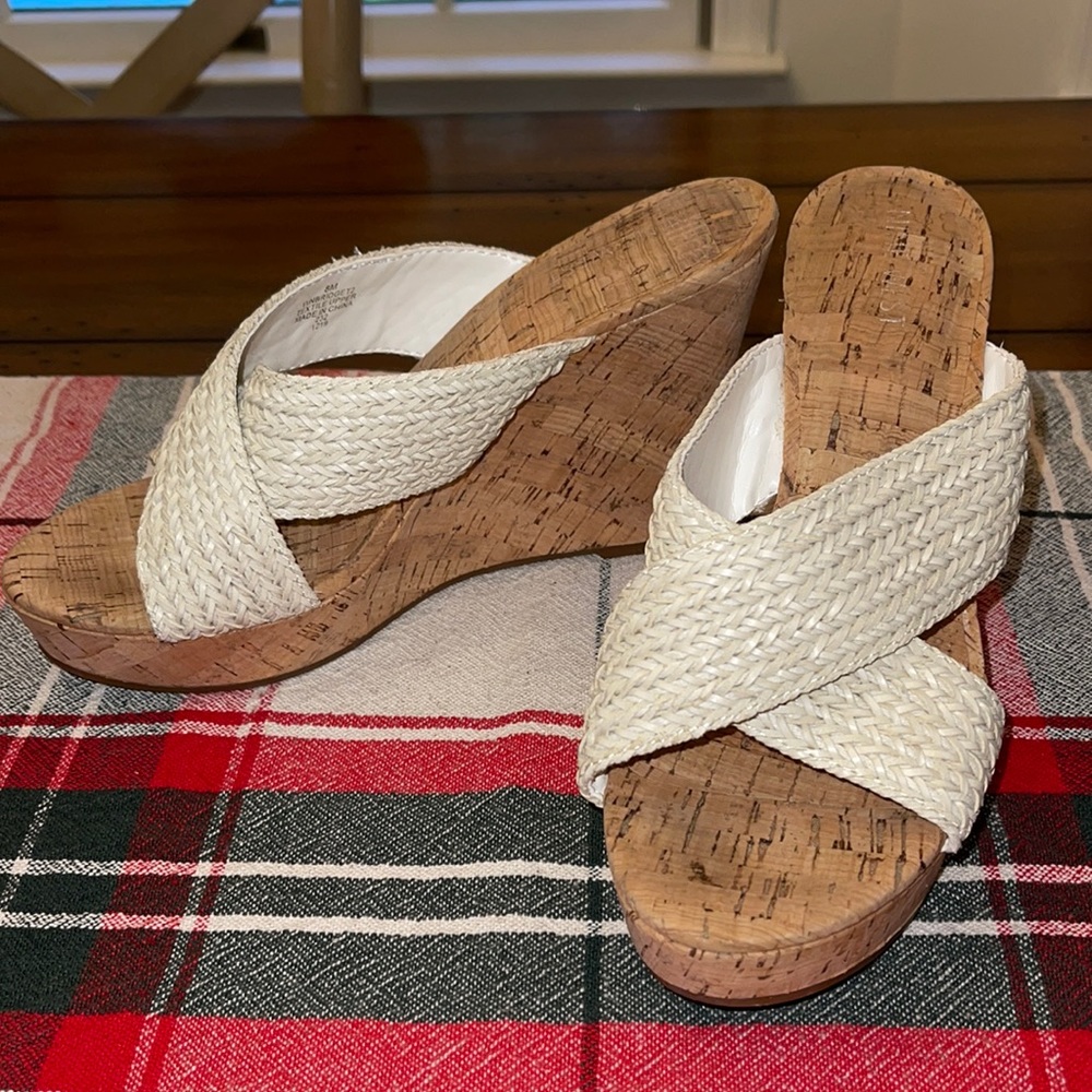 Nine West wedges sz 8